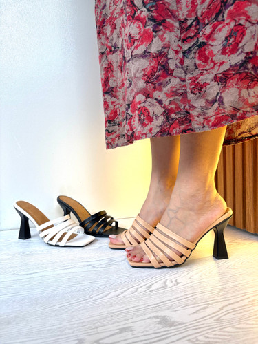 صندل مرجان تک رنگ